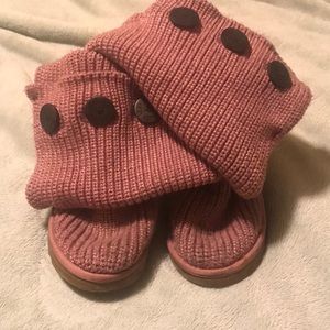 Ugg Pink Knit style sz9 gently used